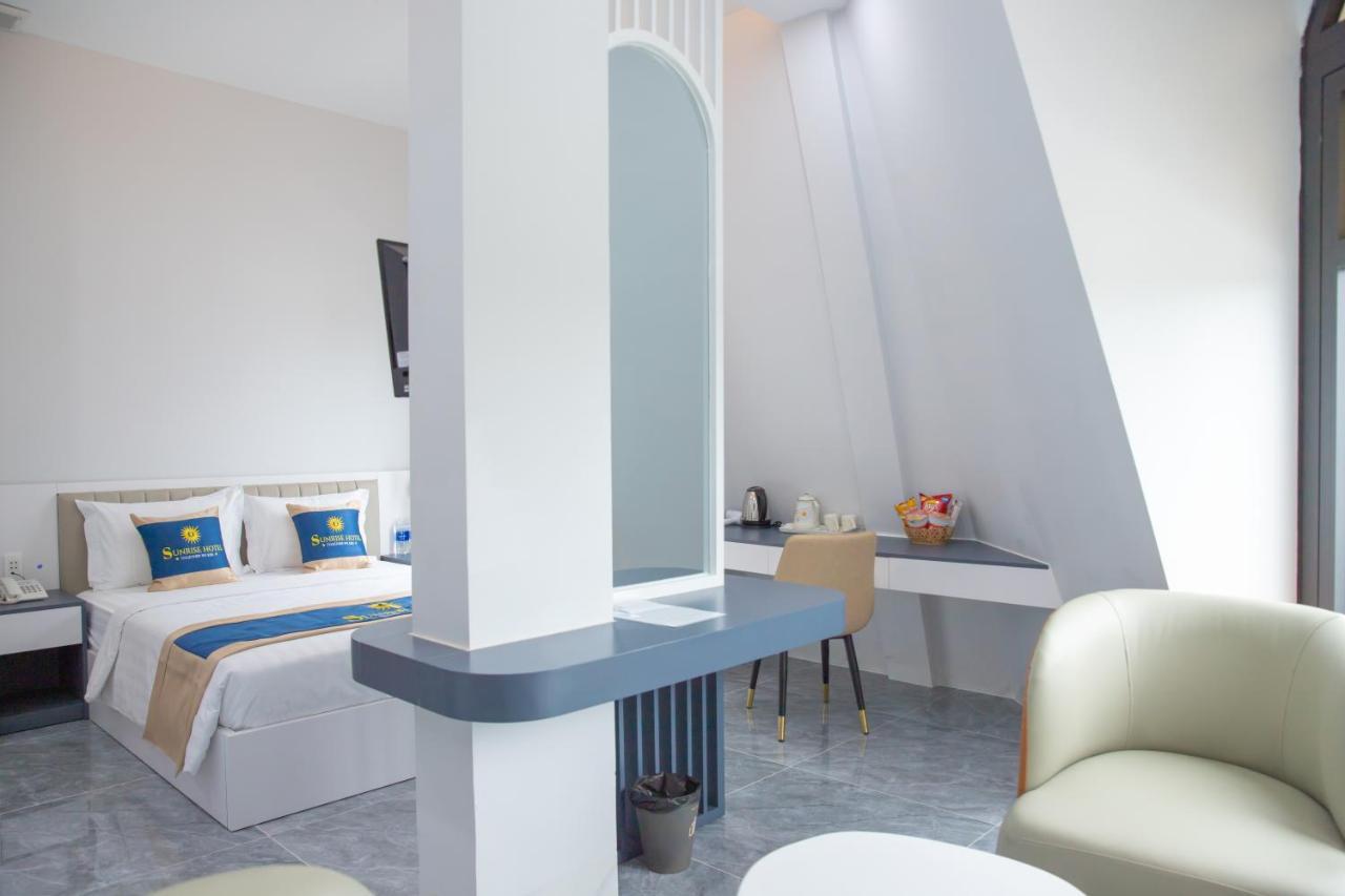 Sunrise Hotel Bac Lieu ภายนอก รูปภาพ