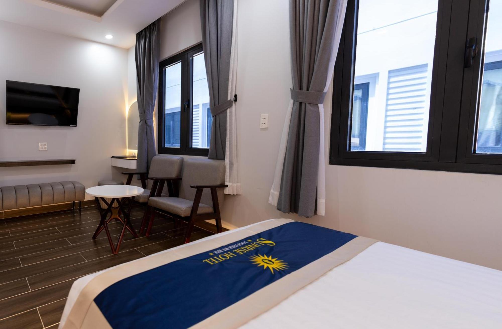 Sunrise Hotel Bac Lieu ภายนอก รูปภาพ