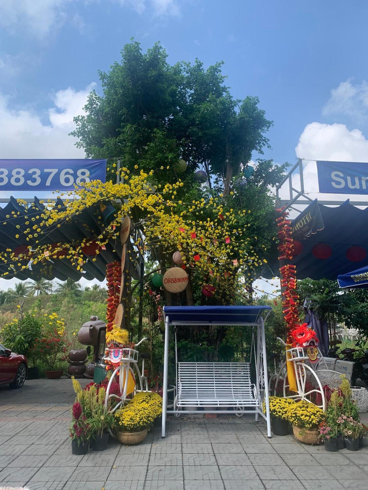 Sunrise Hotel Bac Lieu ภายนอก รูปภาพ