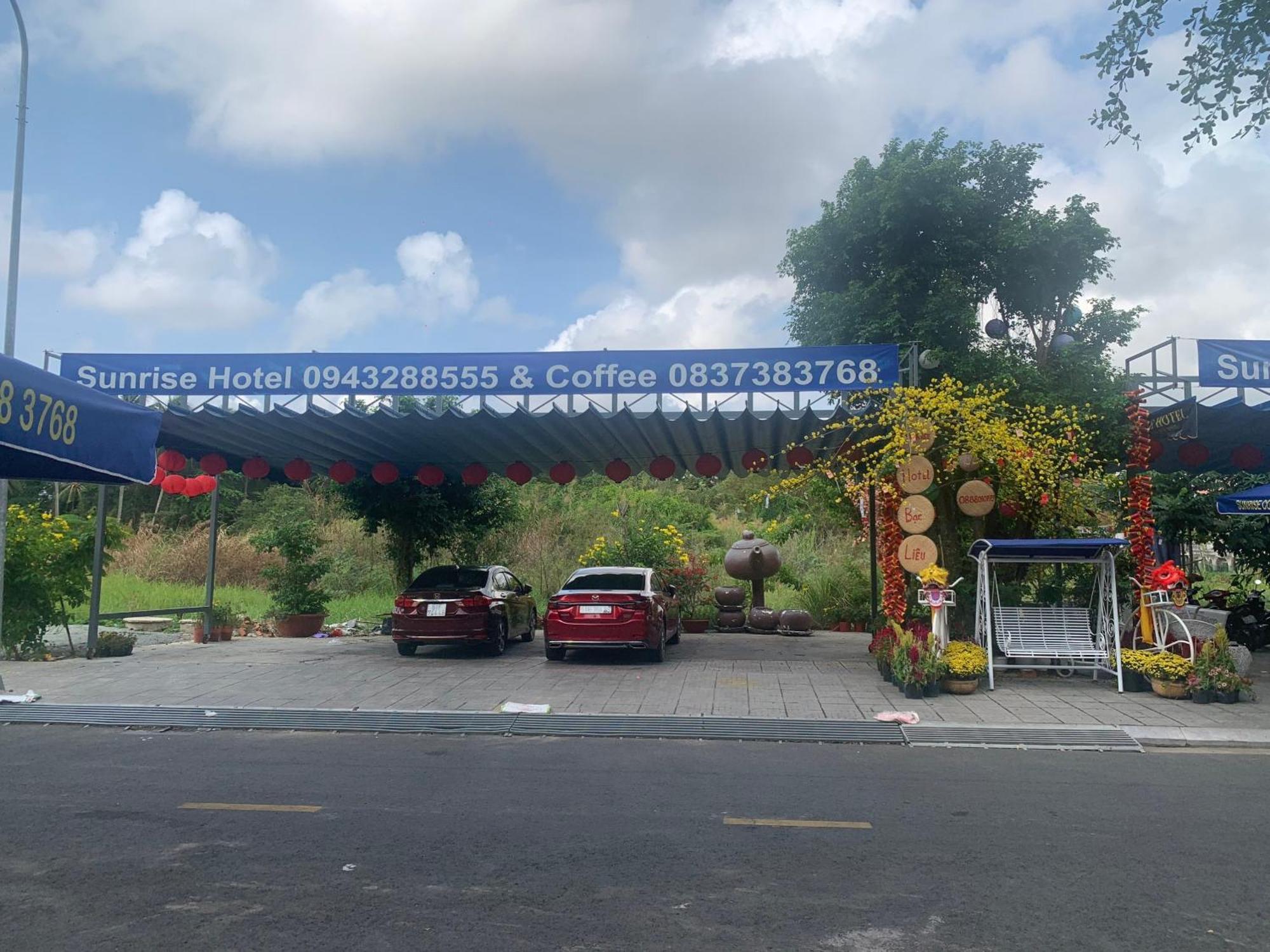Sunrise Hotel Bac Lieu ภายนอก รูปภาพ